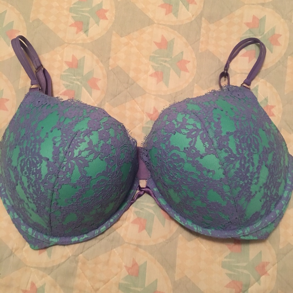 Victoria Secret 38DD